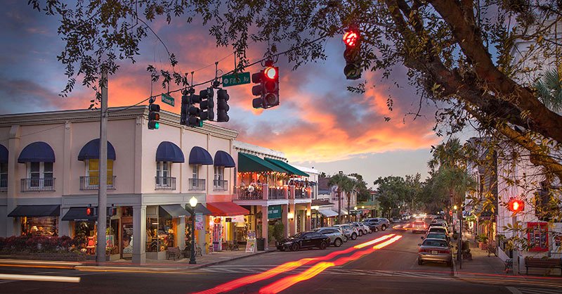 Downtown Mount Dora, Florida at dusk
